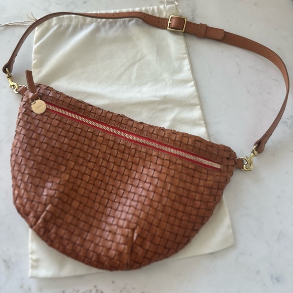 Clare V. Woven Grande Fanny - Picture 14 of 17